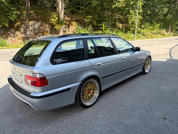 BMW 525i 10 of 25