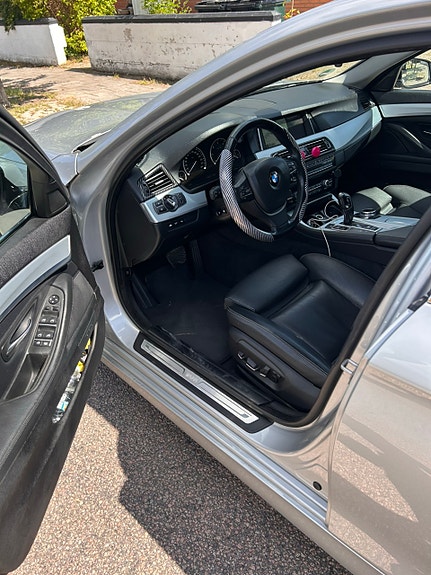 BMW 520d 16 of 16