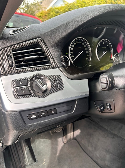 BMW 520d 12 of 16