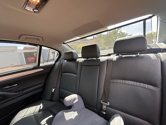 BMW 520d 14 of 16