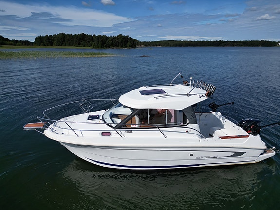 Beneteau Antares 780 Trolling/familjebåt 5 of 30
