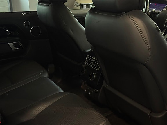 Land Rover Range Rover 12 of 21
