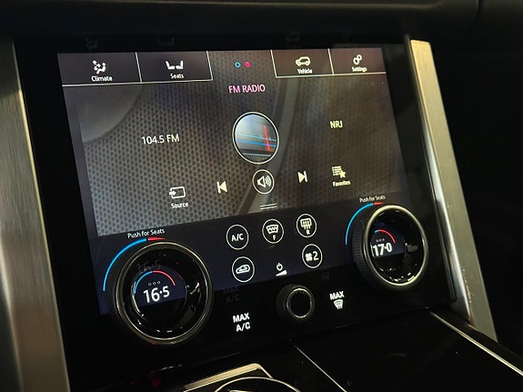 Land Rover Range Rover 18 of 21