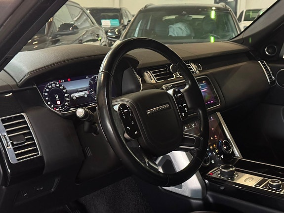 Land Rover Range Rover 16 of 21