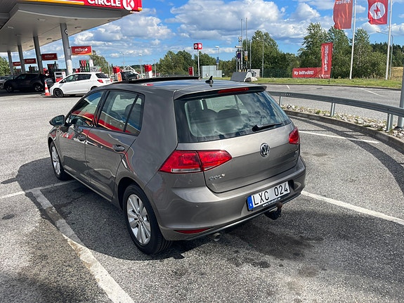 Volkswagen Golf VII 3 of 30