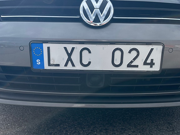 Volkswagen Golf VII 8 of 30