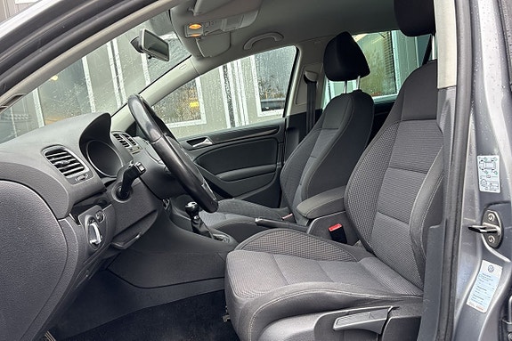 Volkswagen Golf VI 13 of 25
