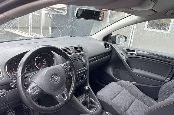 Volkswagen Golf VI 10 of 25