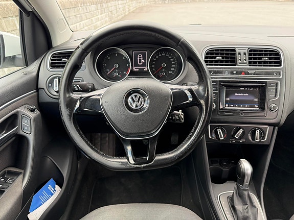 Volkswagen Polo 11 of 13