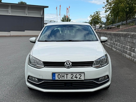 Volkswagen Polo 2 of 13