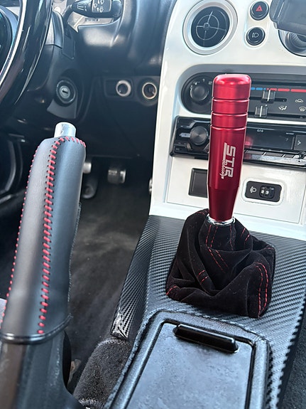 Mazda MX-5 8 of 12