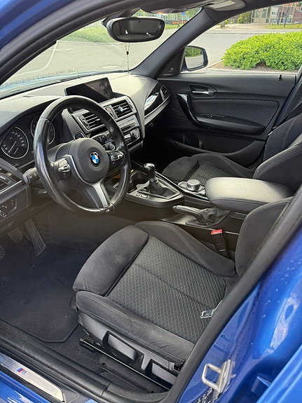 BMW 118i 6 of 11