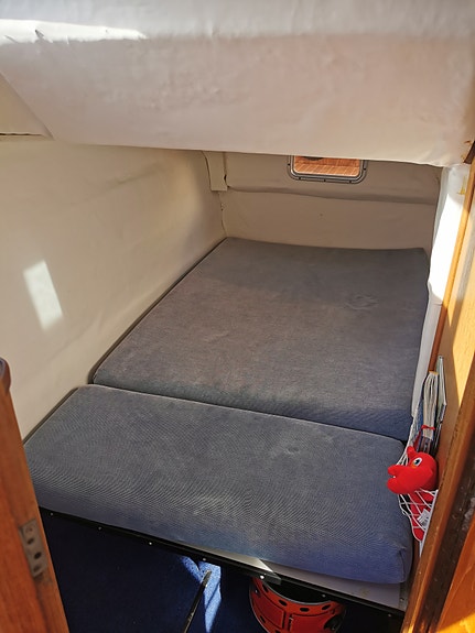 Draco 2400 DC / Daycruiser – Volvo Penta 5.7 GXI (Insprutning/Duoprop) 11 of 14