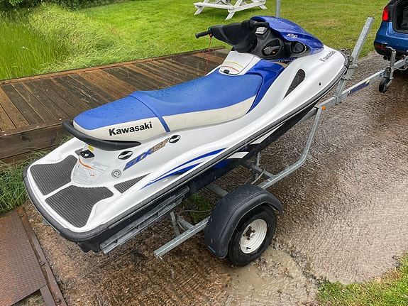 Kawasaki STX 15f 5 of 7