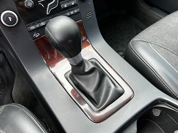 Volvo XC70 26 of 30