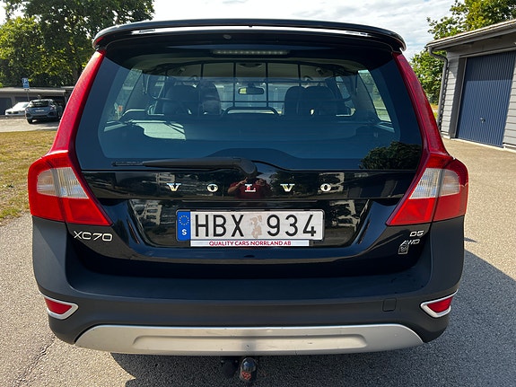 Volvo XC70 5 of 30