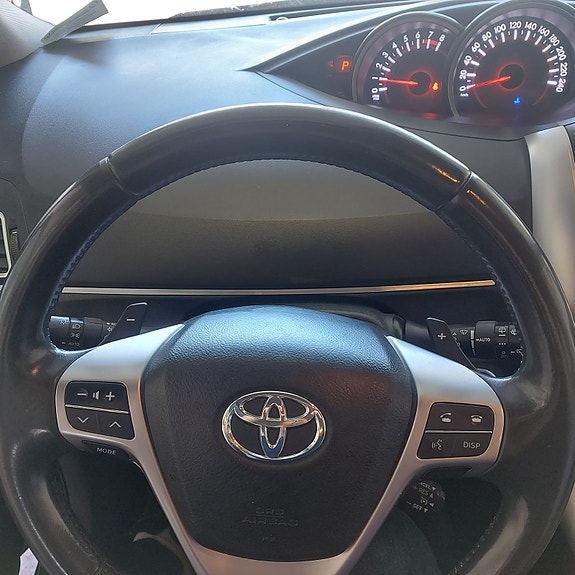 Toyota Verso 13 of 15