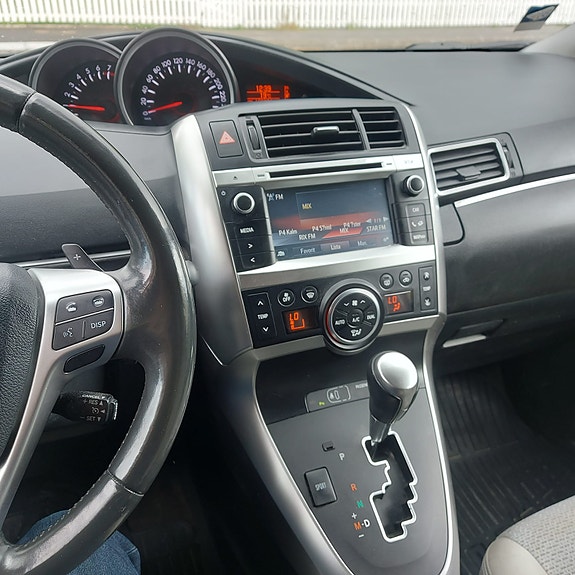 Toyota Verso 8 of 15