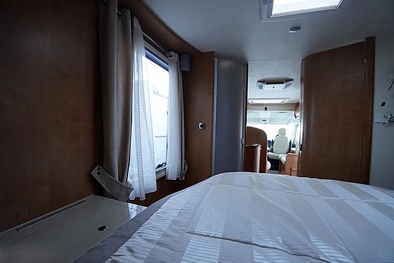 Rapido 10000dfh - Queensbed 15 of 20