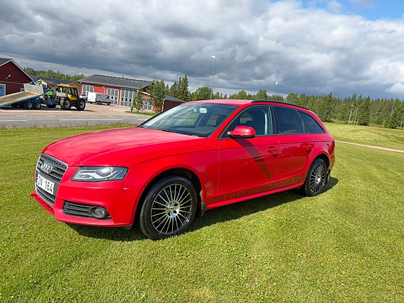 Audi A4 2 of 15