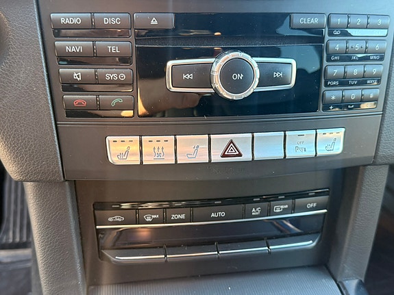 Mercedes-Benz E300 7 of 10
