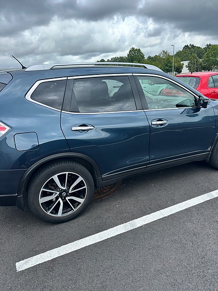 Nissan X-Trail 4 of 6