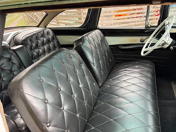 Ford Fairlane 15 of 18