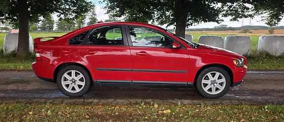Volvo S40 8 of 17
