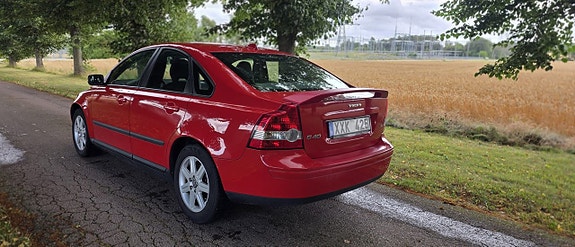 Volvo S40 4 of 17