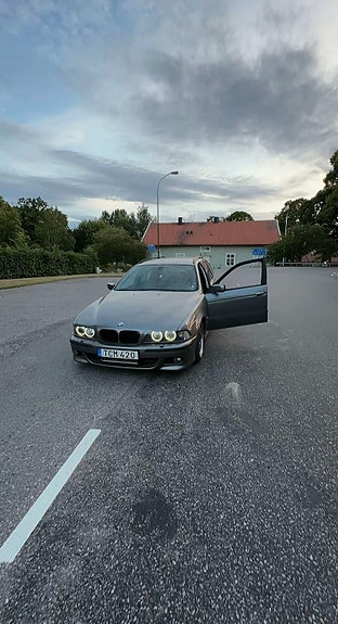 BMW 525i 4 of 10
