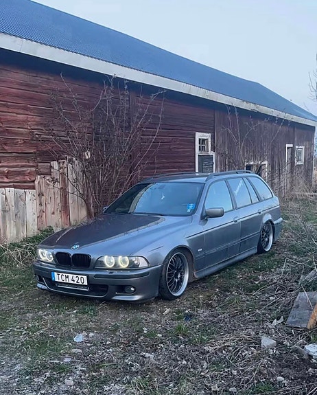 BMW 525i 5 of 10