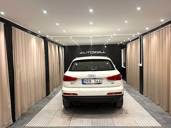 Audi Q3 6 of 20