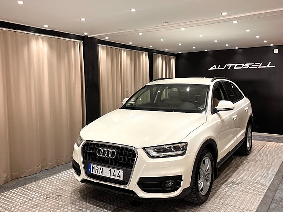Audi Q3 2 of 20