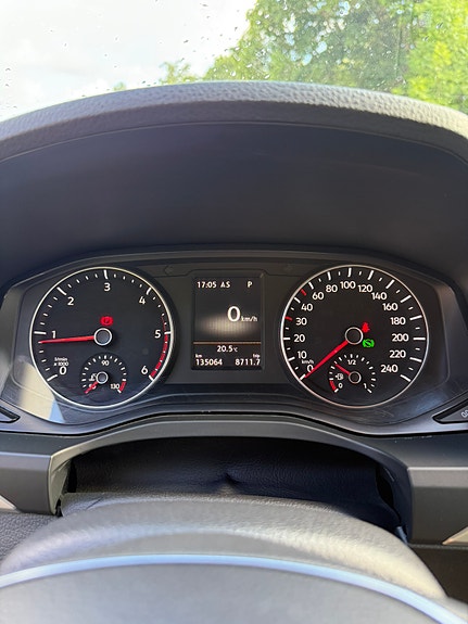 Volkswagen Amarok 5 of 5