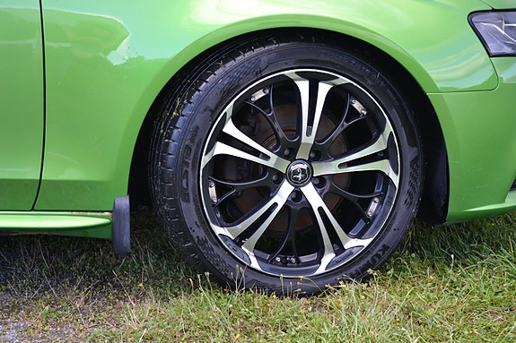 Audi A4 5 of 11