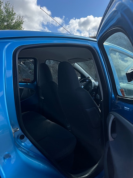 Peugeot 107 7 of 12