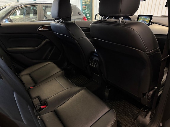 Mercedes-Benz B180 d 23 of 24