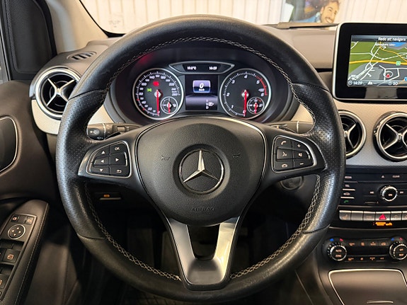 Mercedes-Benz B180 d 10 of 24