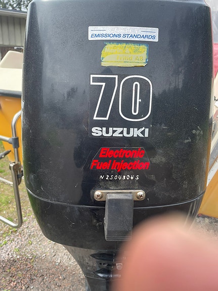 Ryds camping 570 trollingutrustad Suzuki 70 hk fyrtakt 5 of 8