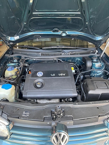 Volkswagen Golf IV 5 of 8