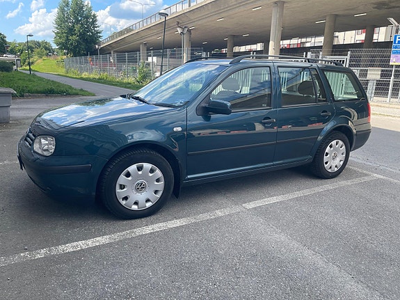 Volkswagen Golf IV 2 of 8