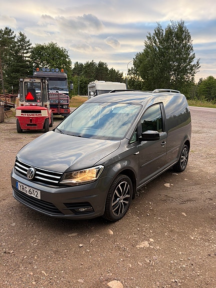Volkswagen Caddy 4 of 8