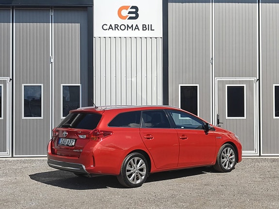 Toyota Auris 3 of 15