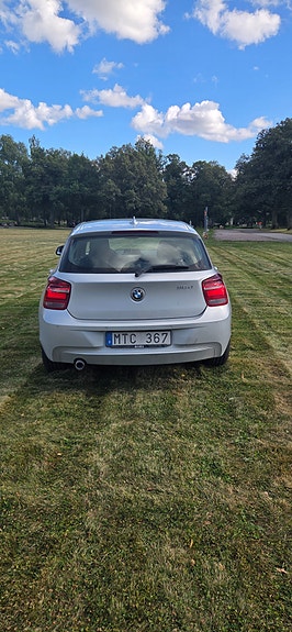 BMW 118d 4 of 7