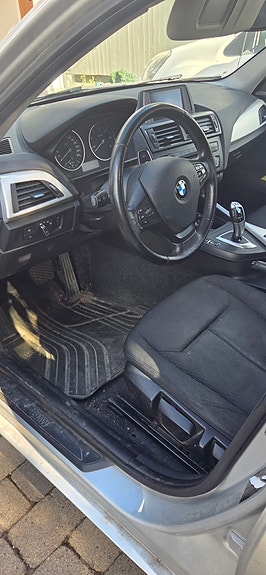 BMW 118d 6 of 7