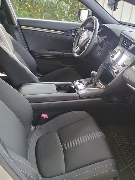 Honda Civic 2 of 4