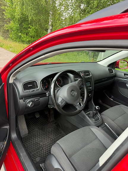 Volkswagen Golf VI 6 of 6
