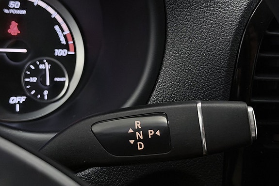 Mercedes-Benz eVito Tourer 22 of 28