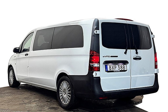 Mercedes-Benz eVito Tourer 10 of 30