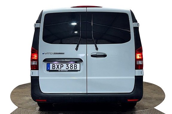 Mercedes-Benz eVito Tourer 8 of 30